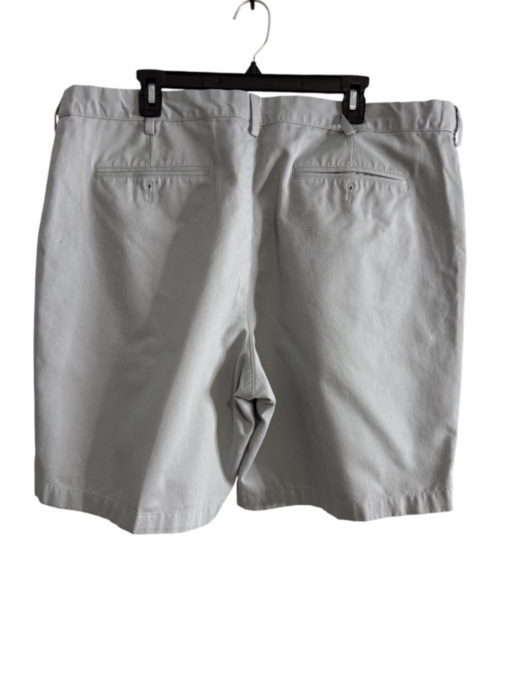 Lands' End Men's Light Gray Flat-Front Chino Shorts - Picture 3 of 7